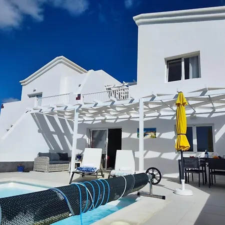 Holiday home Perla Blanca En *